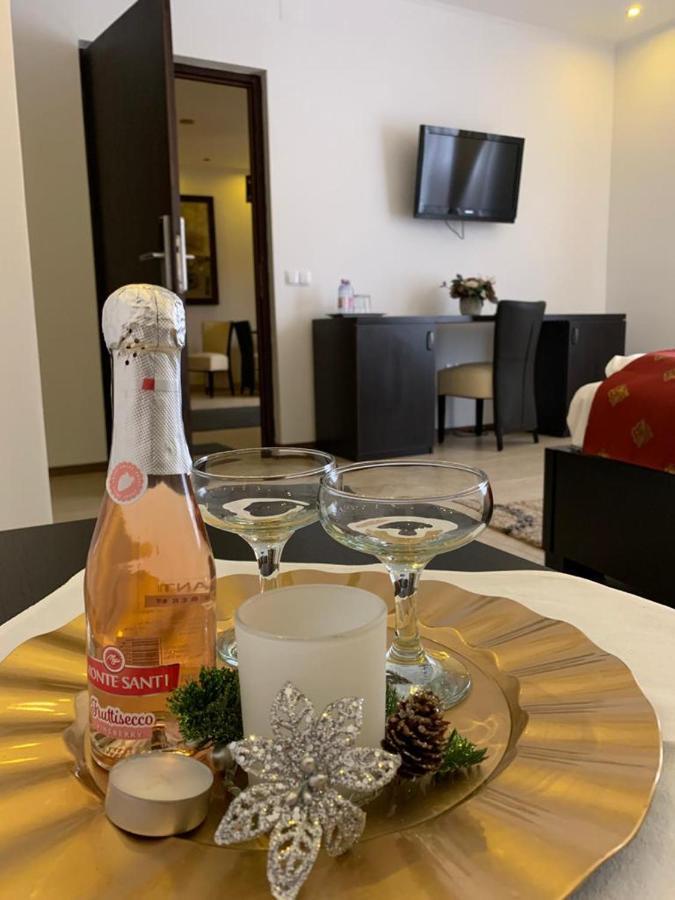 Chic City Rooms Сигишоара Экстерьер фото